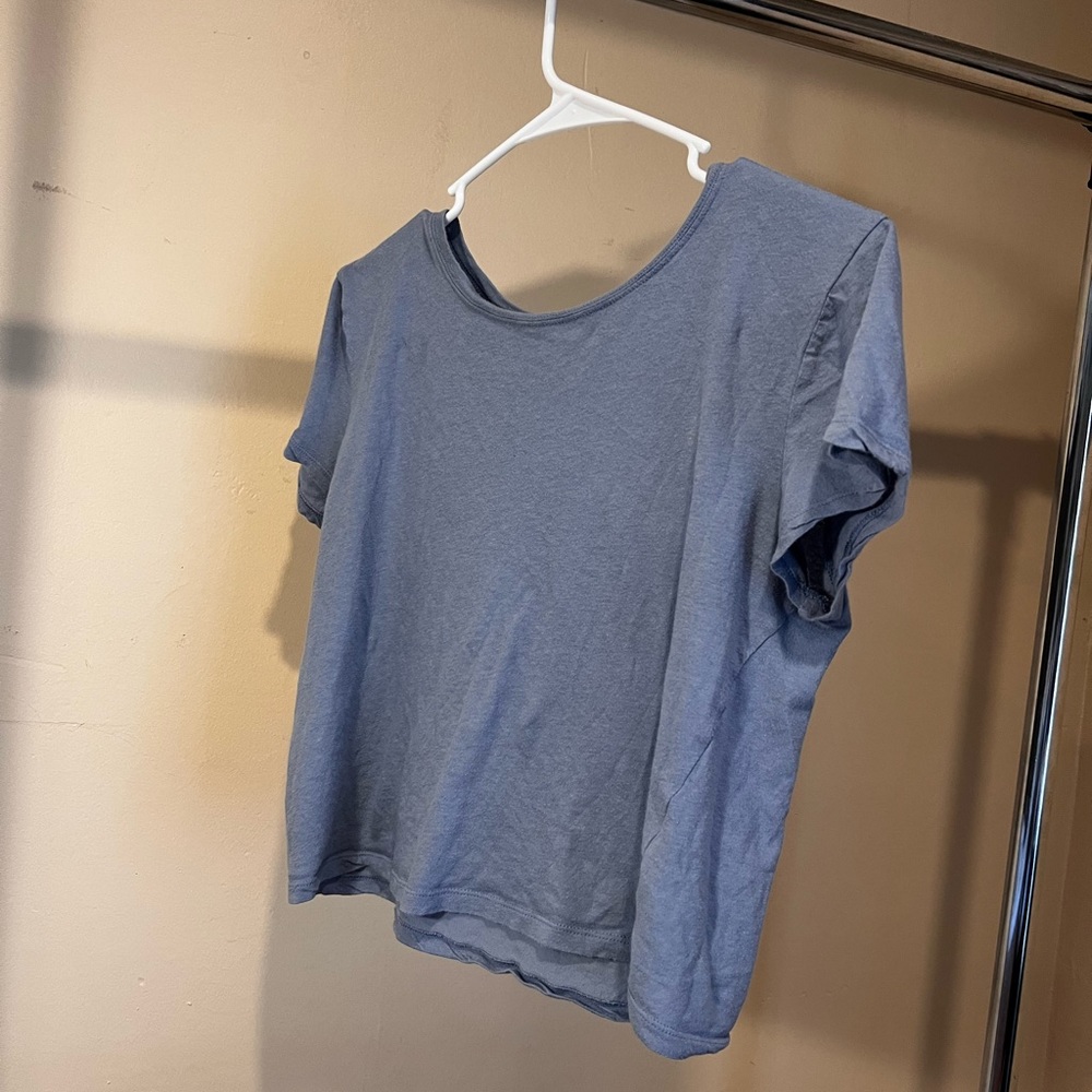 light blue Pacsun crop top